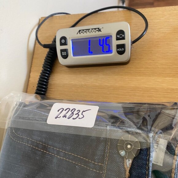 Chicos Jeans Womens 1 US 8 Blue Dark Wash Platinum Denim Ultimate Fit Capri Crop - Picture 12 of 12